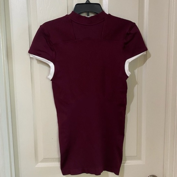 Adidas New Mens Size L PrimeKnit A1 Football V Neck Jersey Maroon and White Trim - Picture 4 of 8